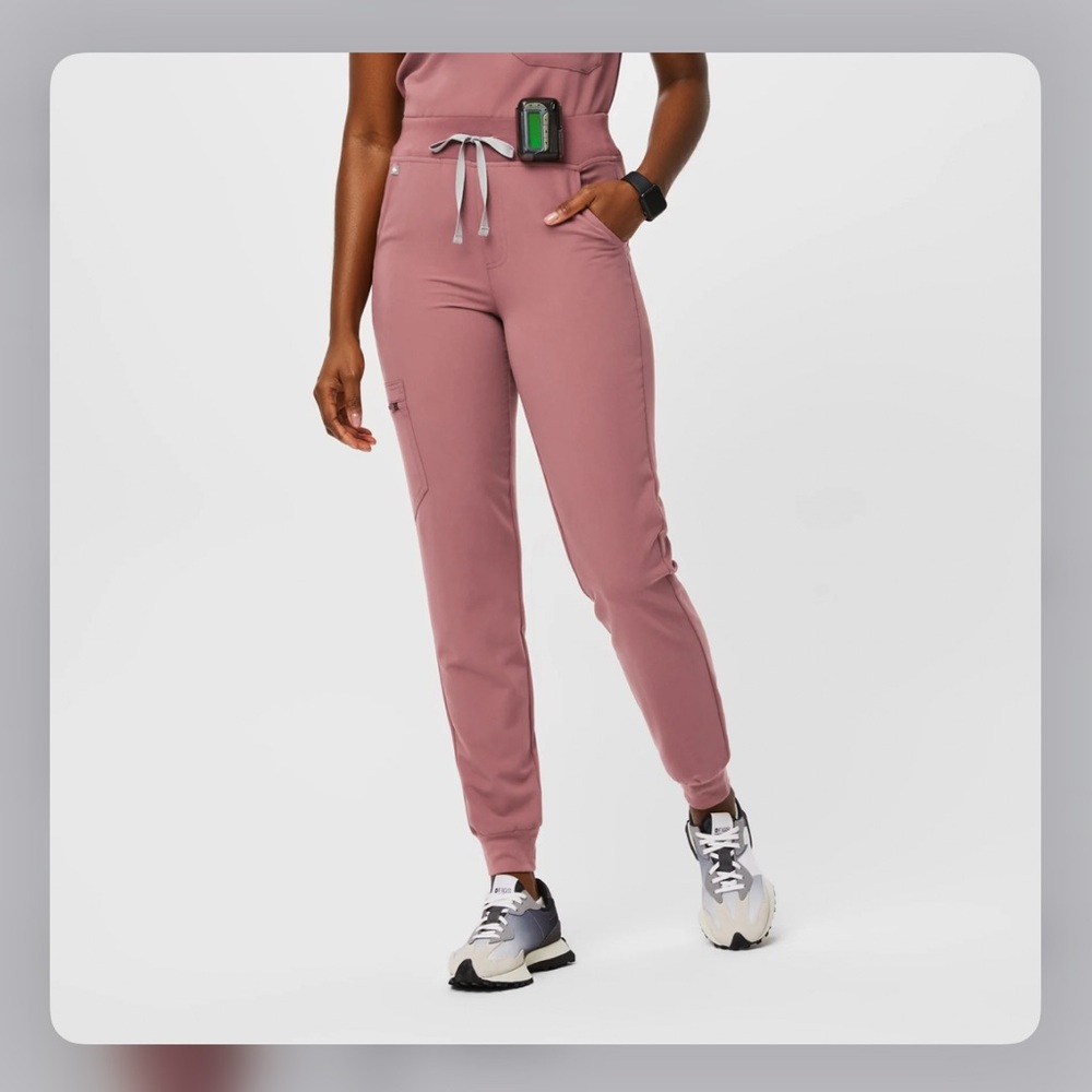 Mauve Zamora High Waisted - Petite Jogger Scrub Pants